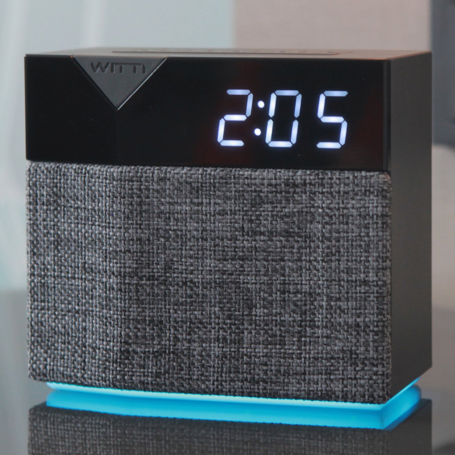 BEDDI Style - Intelligent Alarm Clock with Changeable Faceplate