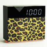 BEDDI STYLE - Alarm Clock and speaker with Changeable Faceplate - leopard